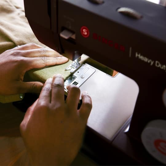 SINGER® HD4432 Black Heavy Duty Sewing Machine